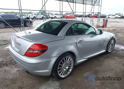2010 Mercedes-Benz Slk 350 from USA, damaged, VIN WDBWK5JA4AF226113